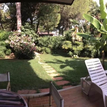 Villa Casa Paola Exclusive Seafront 240 Smq, Garden 600 Sqm *