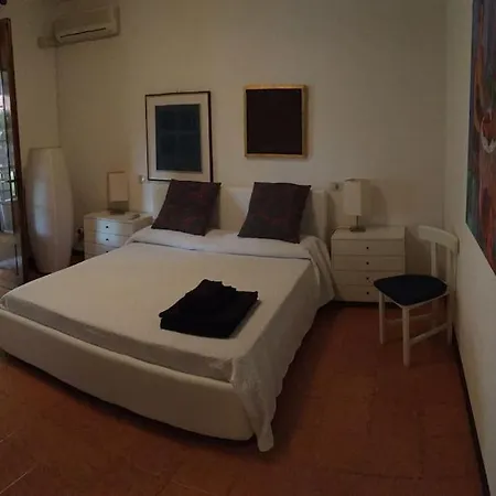 Villa Casa Paola Exclusive Seafront 240 Smq, Garden 600 Sqm